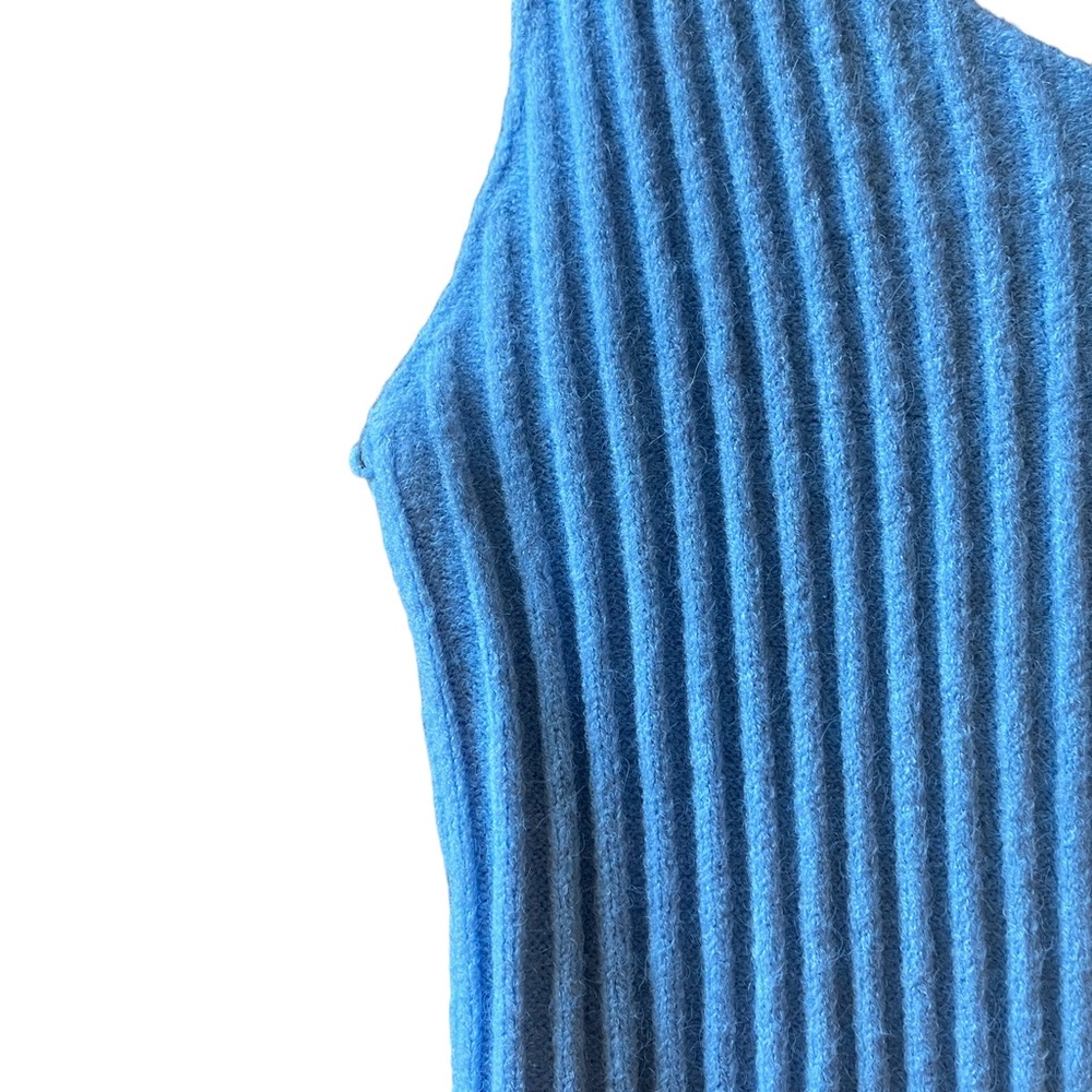 Handmade Luxury Soft Sweater Dress Set - Picture 11 of 14